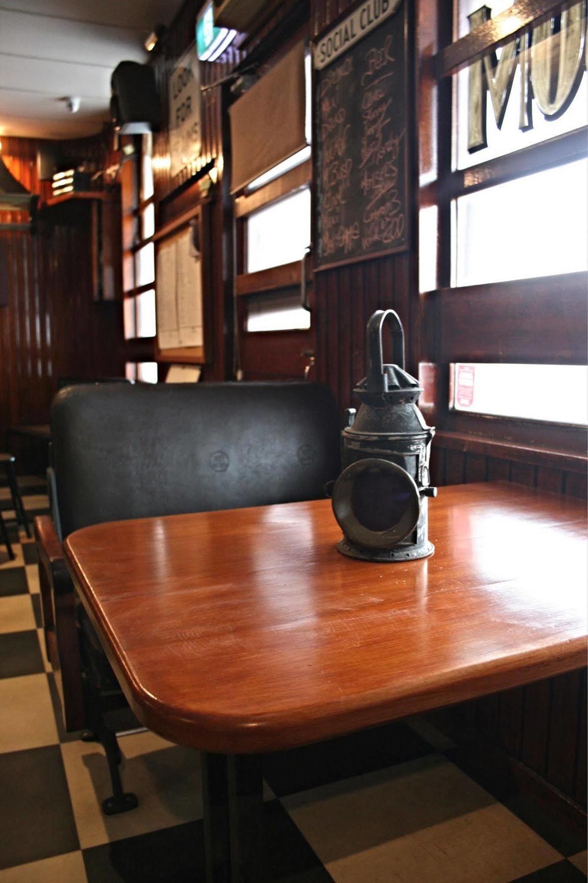 Southern Railway Hotel Goulburn Buitenkant foto
